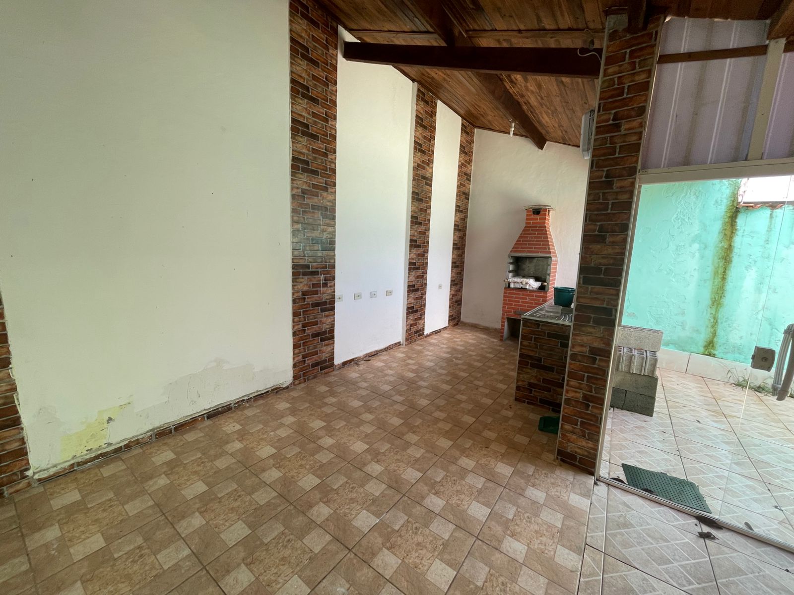 CASA NO BAIRRO SÃO JORGE - ITANHAÉM - LADO PRAIA - 1600 METROS DA PRAIA - foto 5