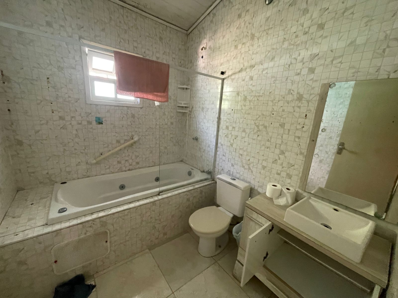 CASA NO BAIRRO SÃO JORGE - ITANHAÉM - LADO PRAIA - 1600 METROS DA PRAIA - foto 12