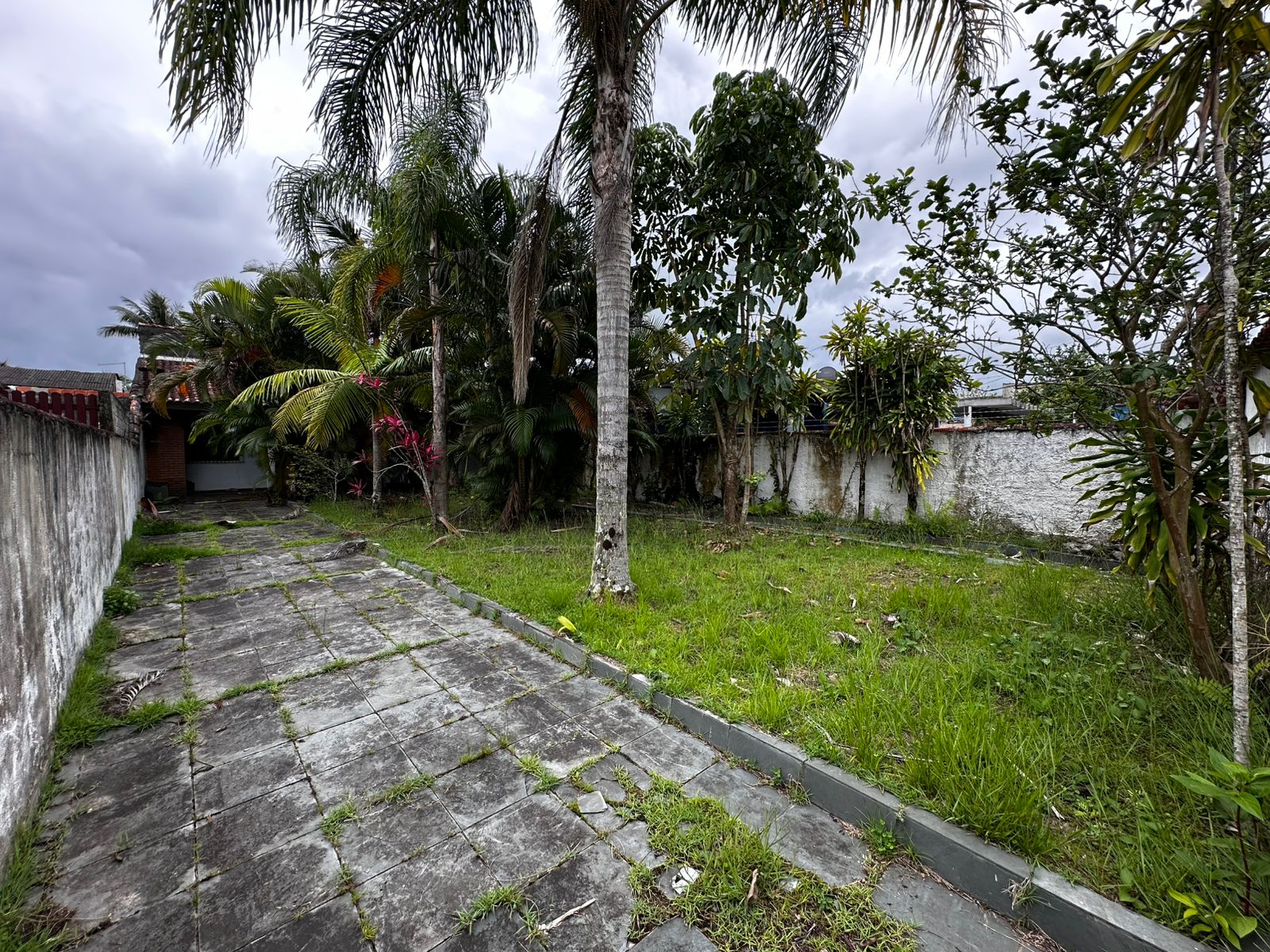 CASA NO BALNEÁRIO SÃO JORGE - ITANHAÉM - LADO PRAIA -  800 - METROS DO MAR - foto 2