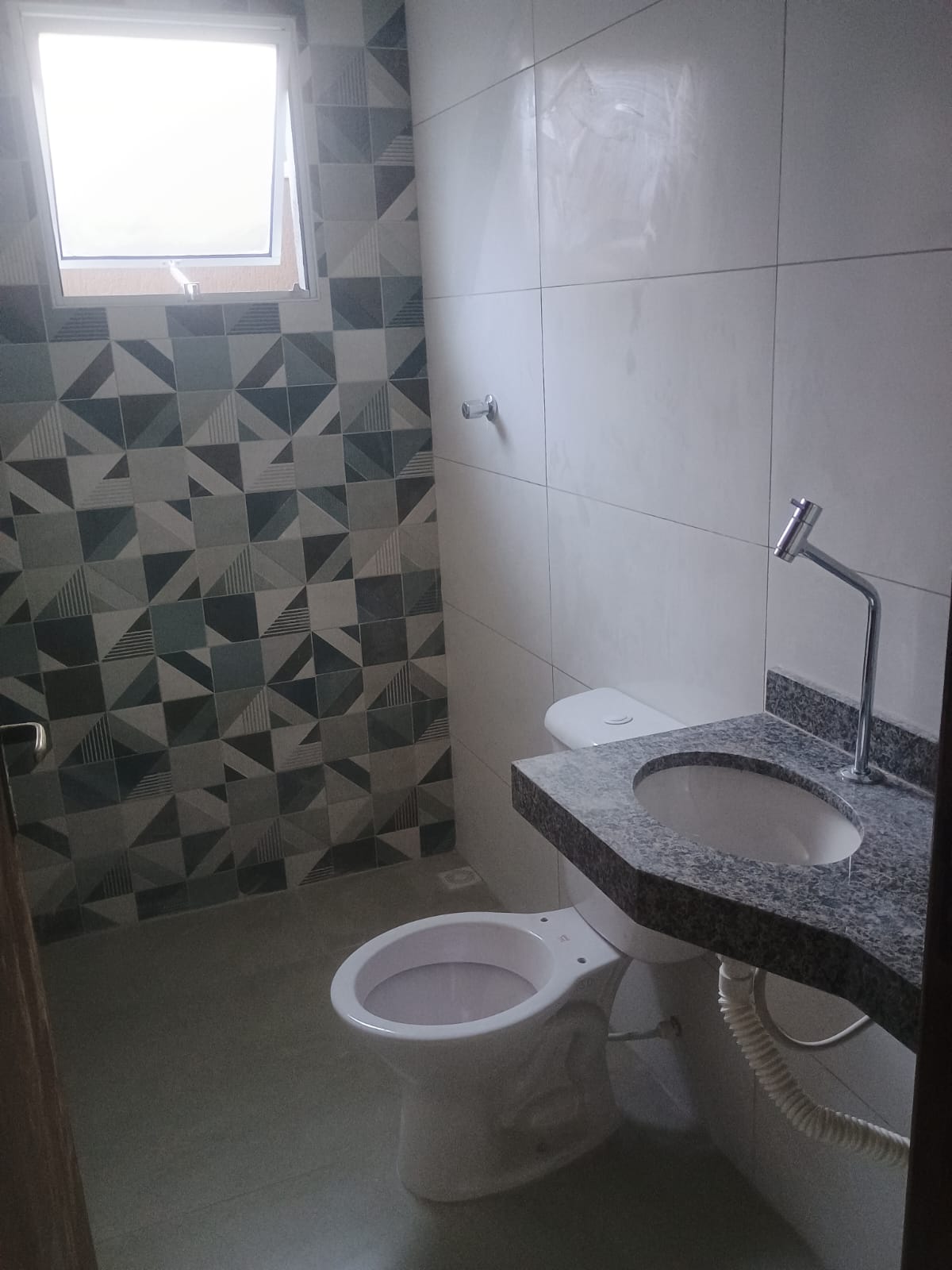 CASA NO BALNEÁRIO NOVARO / ITANHAÉM - LADO PRAIA - 600 METROS DO MAR - foto 9