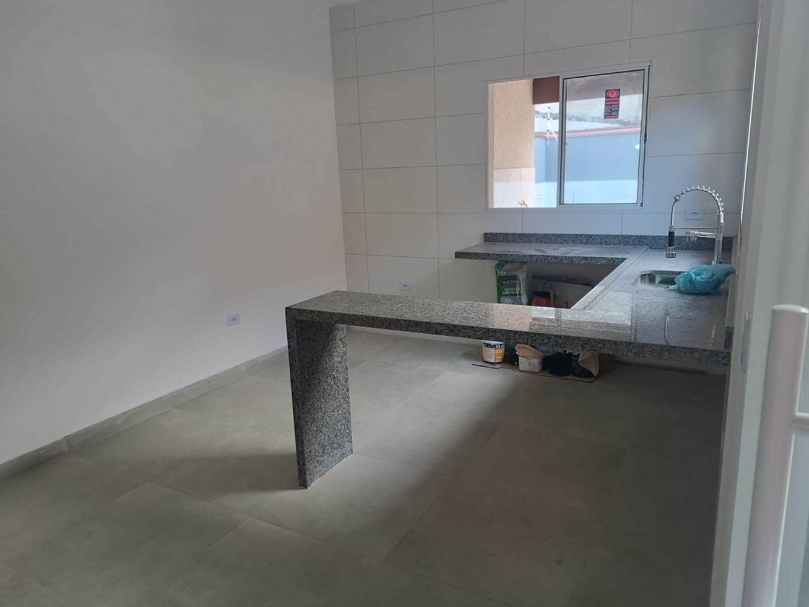 CASA GEMINADA NO BALNEÁRIO GAIVOTA - ITANHAÉM - LADO PRAIA - 650 METROS DO MAR - foto 7