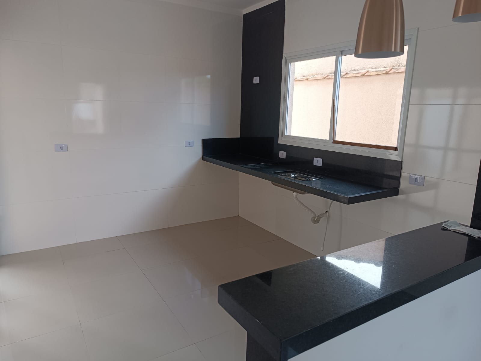 CASA NO BALNEÁRIO GAIVOTA - ITANHAÉM - LADO PRAIA - 800 METROS DO MAR - foto 10