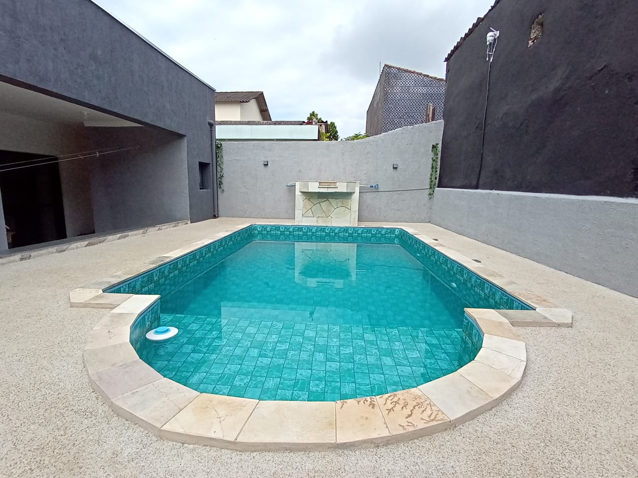 CASA NO BALNEÁRIO NOVARO - ITANHAÉM - LADO PRAIA - 800 METROS DO MAR - foto 13