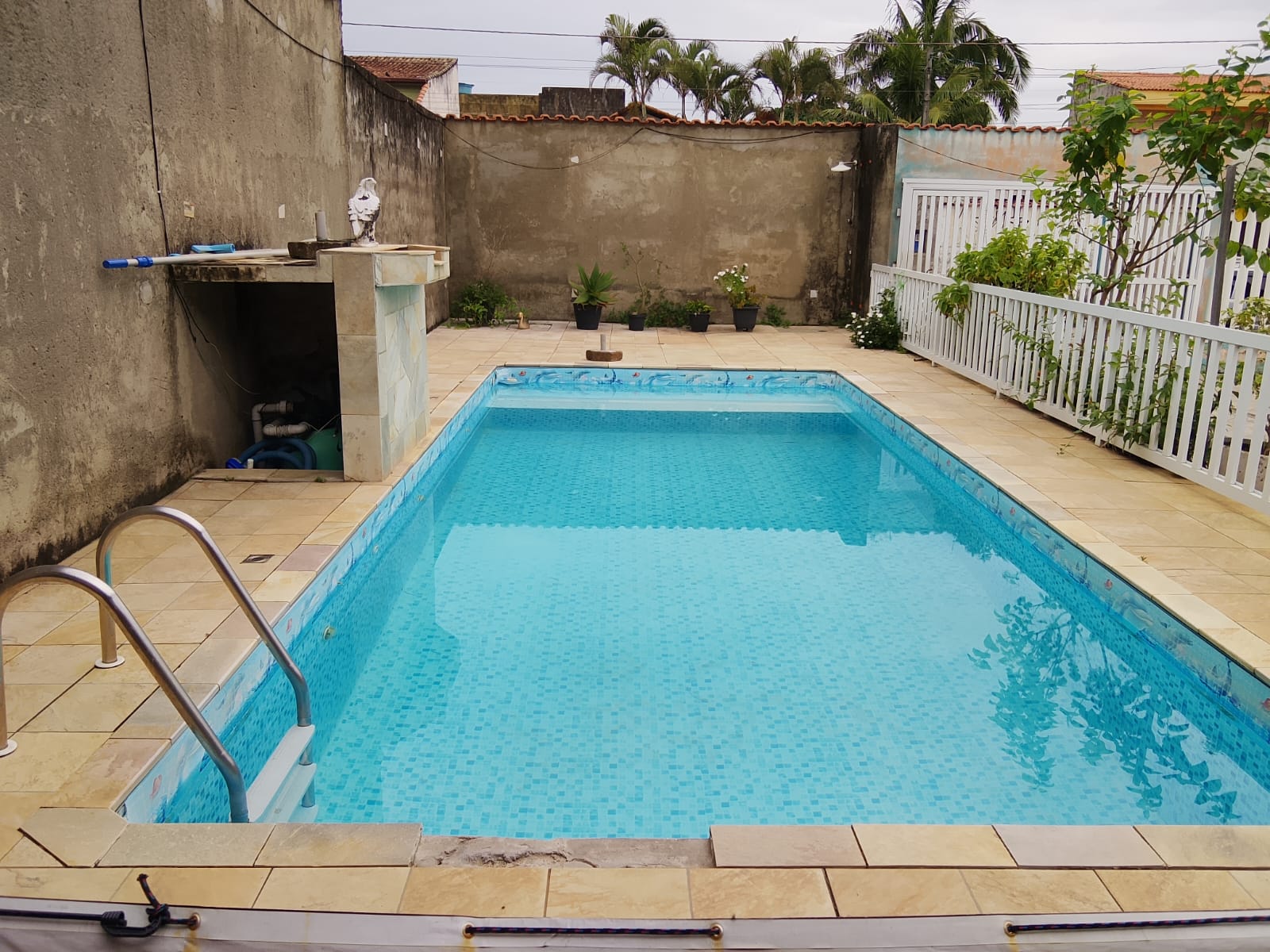 02 CASAS NO MESMO TERRENO NO GAIVOTA EM ITANHAÉM - LADO PRAIA - 60 METROS DO MAR - foto 9