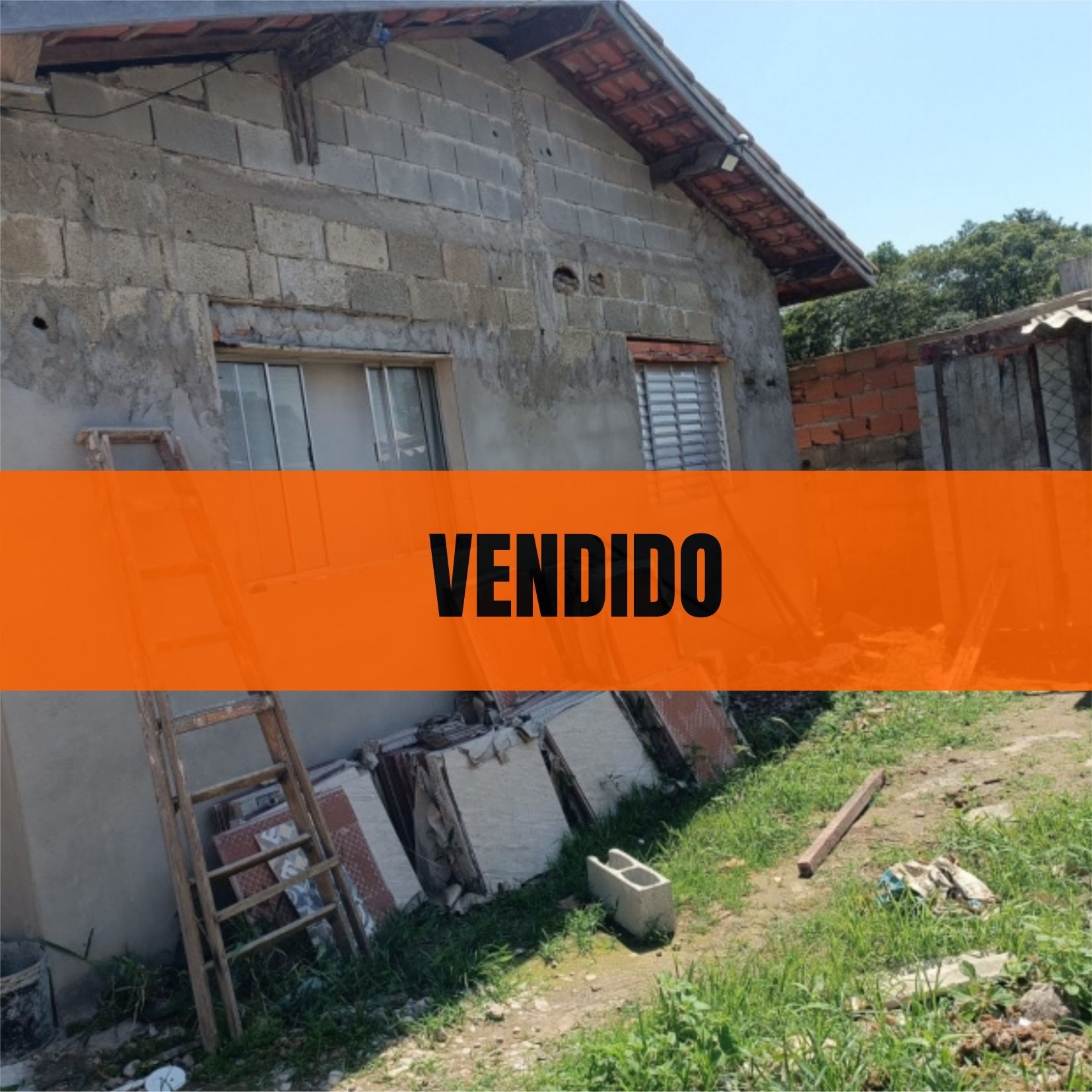 CASA EM FASE DE ACABAMENTO NO LUIZAMAR MIRIM - ITANAHÉM - LADO MORRO - 700 METROS DA PISTA