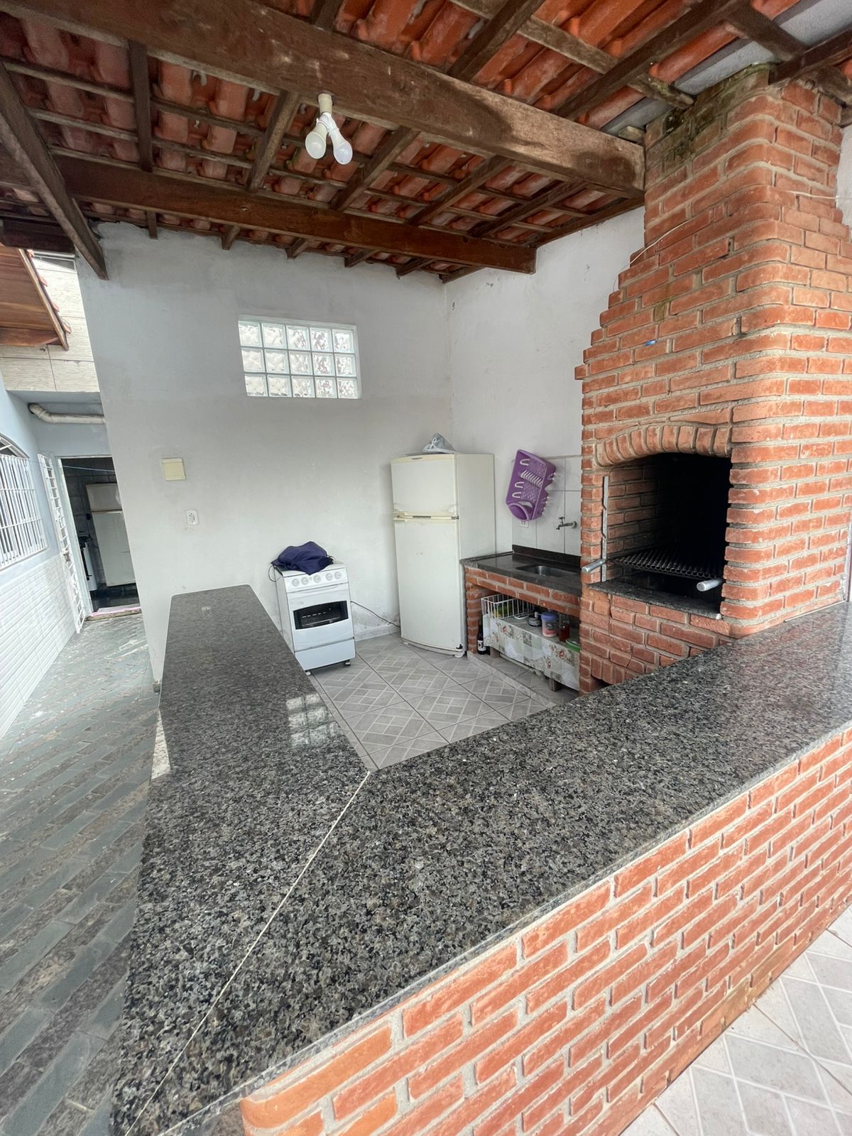 CASA NO BALNEÁRIO GAIVOTA - ITANHAÉM  - LADO PRAIA - 1.000 METROS DO MAR - foto 5