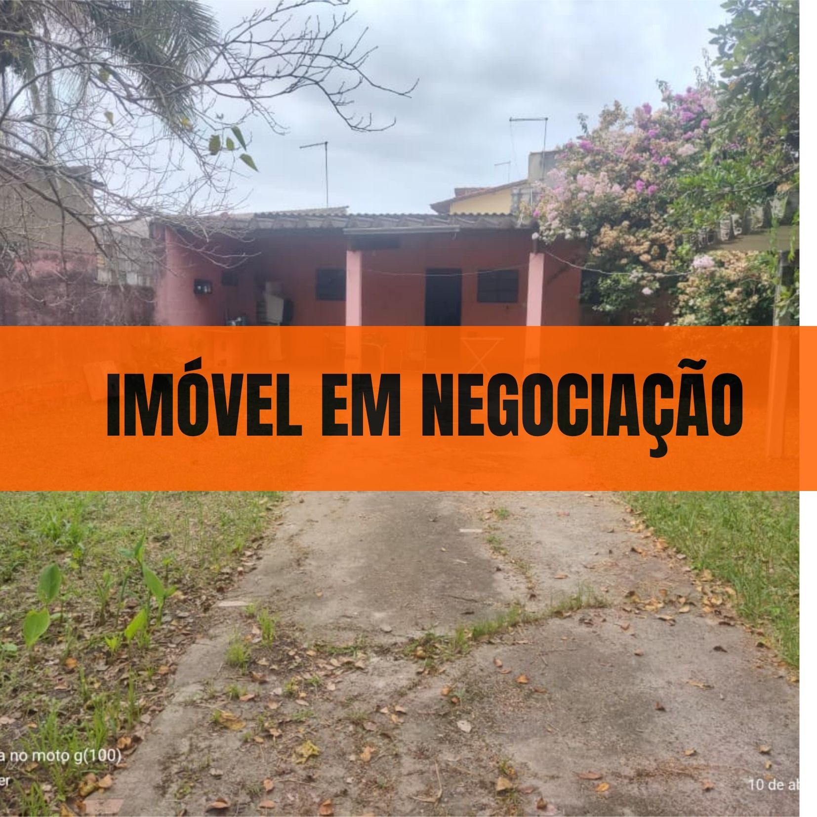 CASA NO JD. DAS PALMEIRAS - ITANHAÉM - LADO PRAIA 