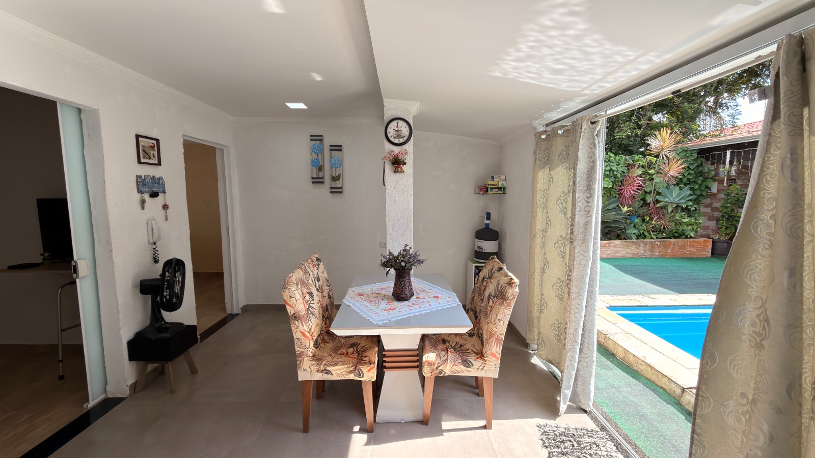 CASA À VENDA NO BAIRRO NOVA ITANHAÉM - LADO PRAIA - 400 METROS DO MAR - foto 5