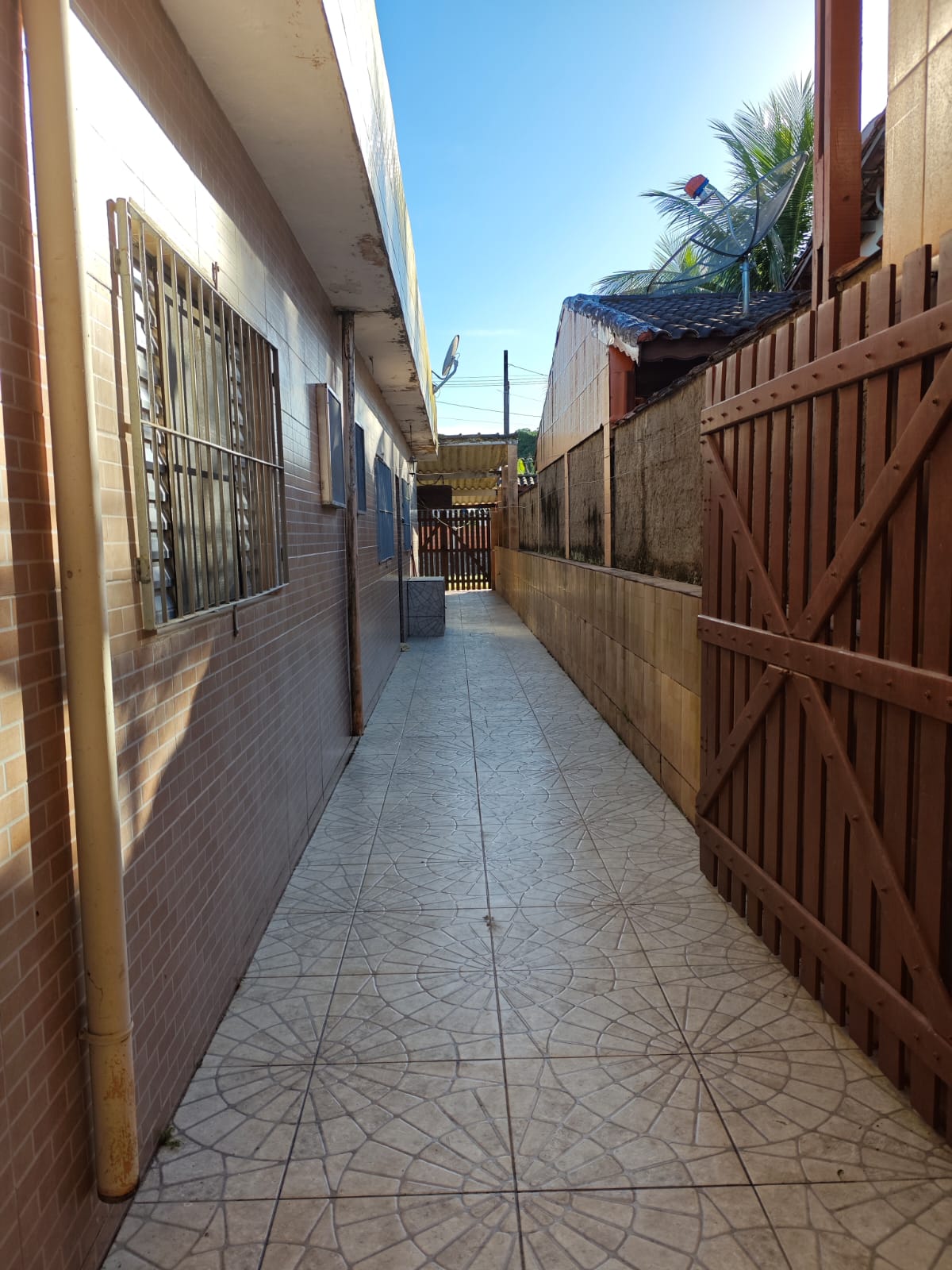 CASA GEMINADA NO LUIZAMAR MIRIM - ITANHAÉM - LADO MORRO - 700 METROS DA RODOVIA - foto 9