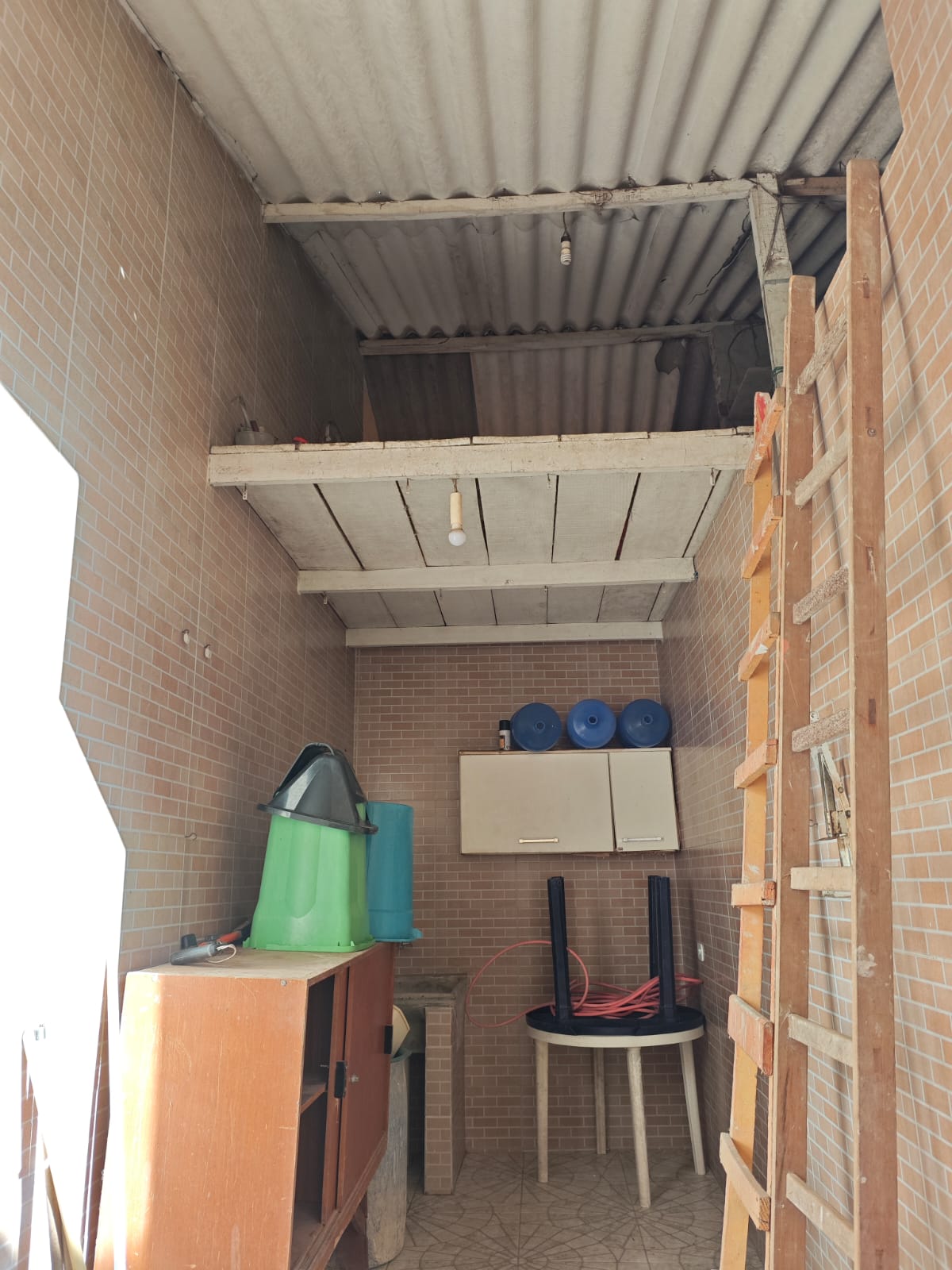 CASA GEMINADA NO LUIZAMAR MIRIM - ITANHAÉM - LADO MORRO - 700 METROS DA RODOVIA - foto 12