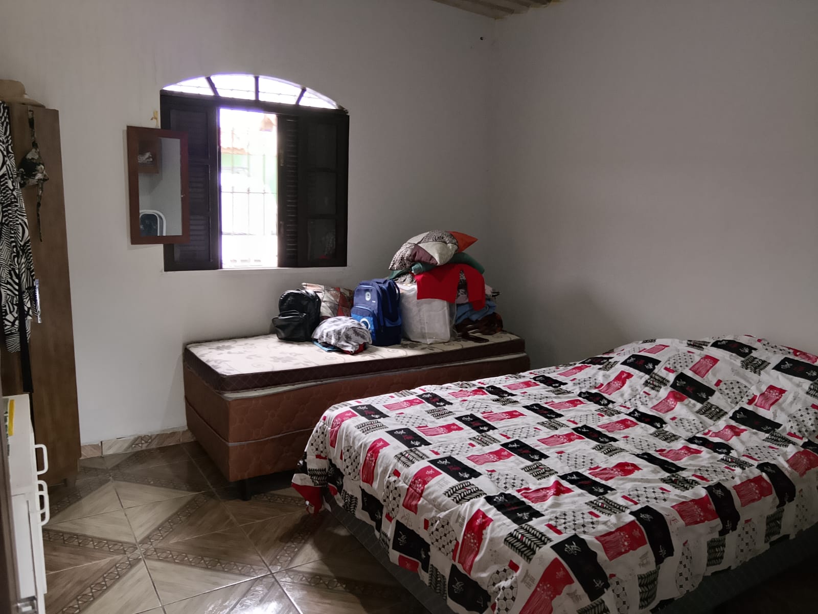 CASA NO JD. MARAMBÁ 2 - ITANHAÉM - LADO MORRO - 350 METROS DA RODOVIA - foto 6