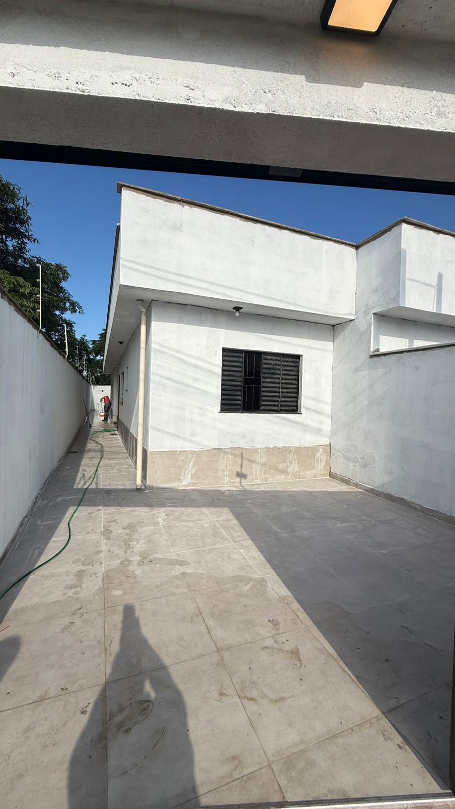 CASA NO JARDIM DAS PALMEIRAS - ITANHAÉM - LADO PRAIA - 1.200 METROS DO MAR