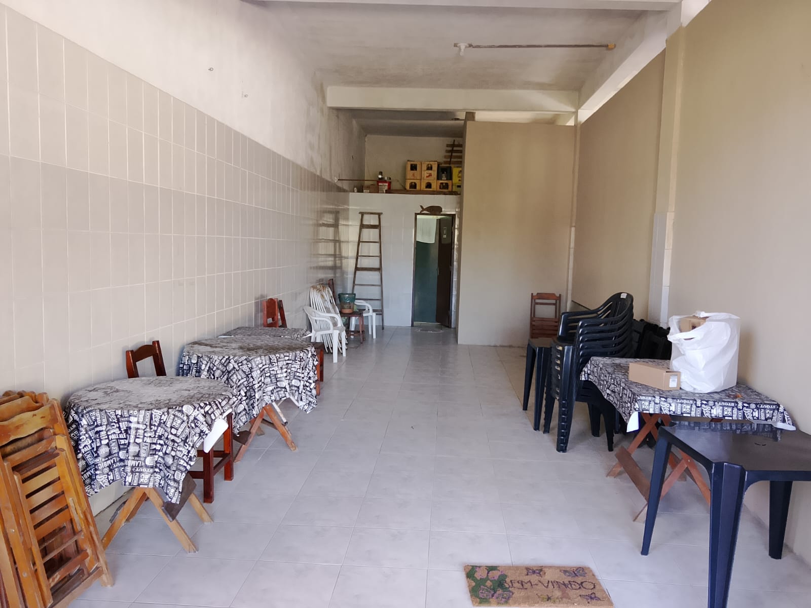 CASA COM 02 SALÕES COMERCIAIS - SANTA CRUZ - ITANHAÉM - LADO PRAIA1.600 METROS DO MAR - foto 3