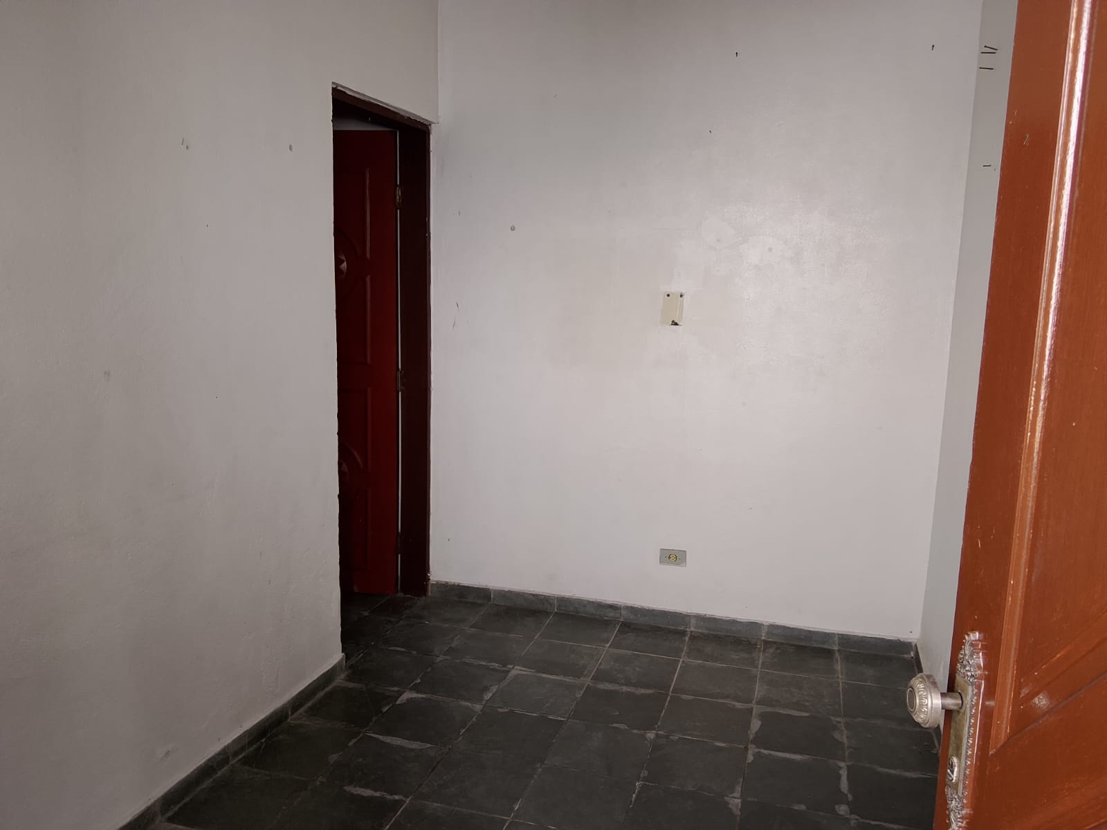 CASA COM 02 SALÕES COMERCIAIS - SANTA CRUZ - ITANHAÉM - LADO PRAIA1.600 METROS DO MAR - foto 13