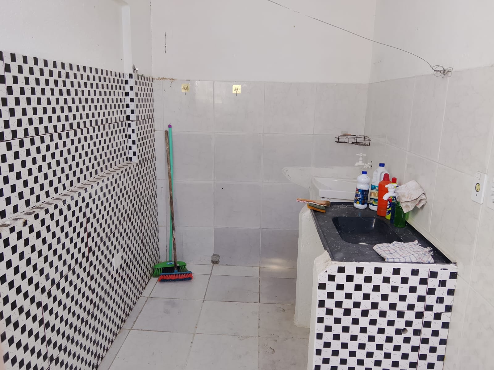 CASA NO JARDIM SAVOY - ITANHAÉM - LADO MORRO - 1KM DA RODOVIA - foto 12
