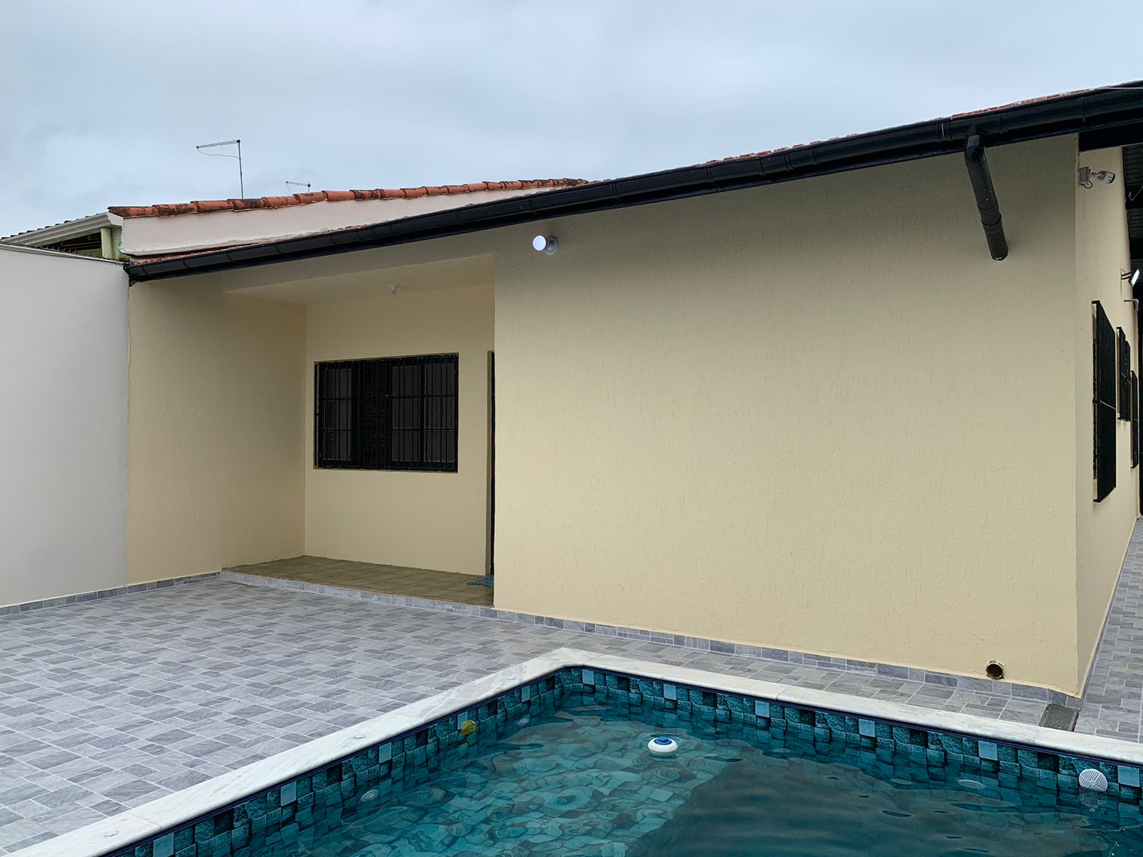 CASA C/ PISCINA NO BOPIRANGA - ITANHAÉM/SP - LADO PRAIA