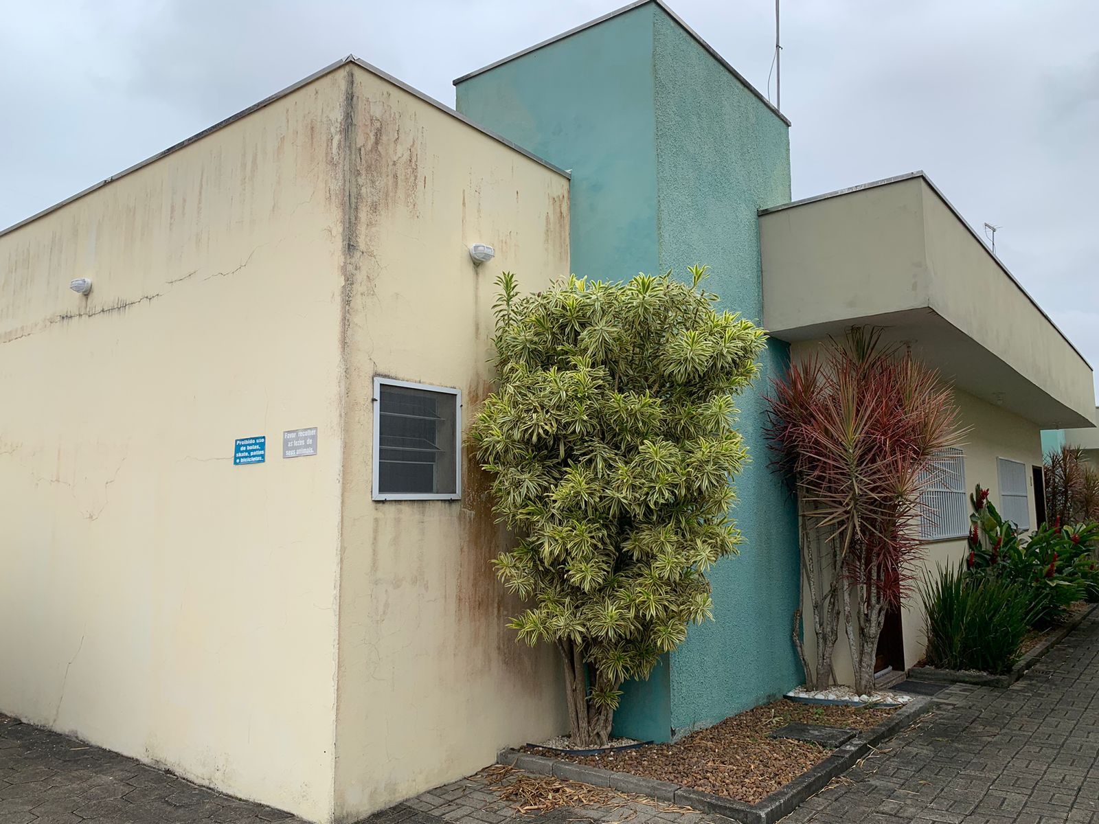 CASA EM CONDOMÍNIO - ITANHAÉM/SP - LADO PRAIA