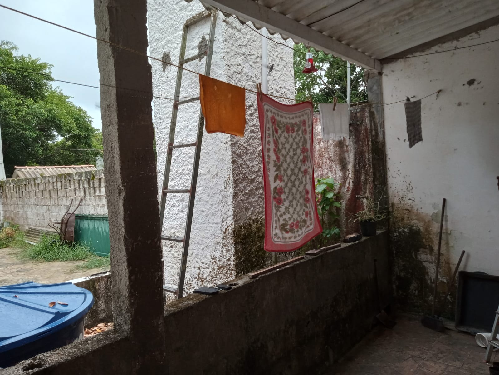 CASA NO JD. DAS PALMEIRAS - ITANHAÉM/SP - LADO MORRO - foto 18