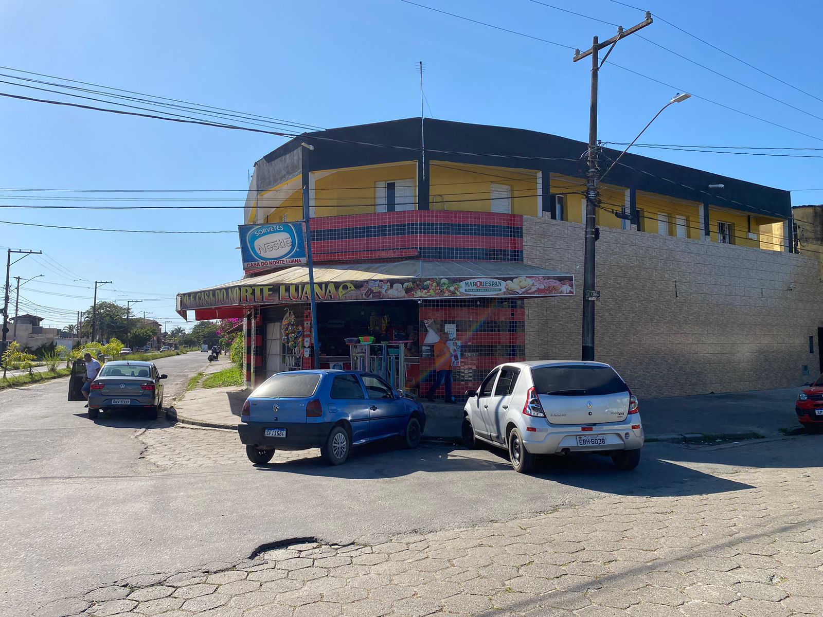 MERCADO COM APARTAMENTOS PORTEIRA FECHADA - ITANHAÉM/SP - 400 M DA PRAIA